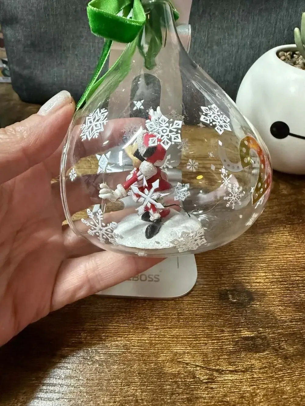Disney Store Mickey and Minnie 2020 Holiday Glass Drop Sketchbook Ornament